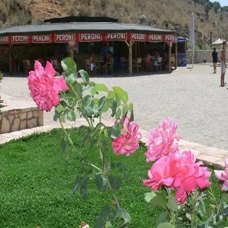 מלון Mucobega 4*